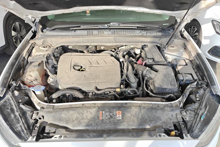Used Ford Mondeo 2018 EcoBoost 180 Fashion Edition Engine Bay