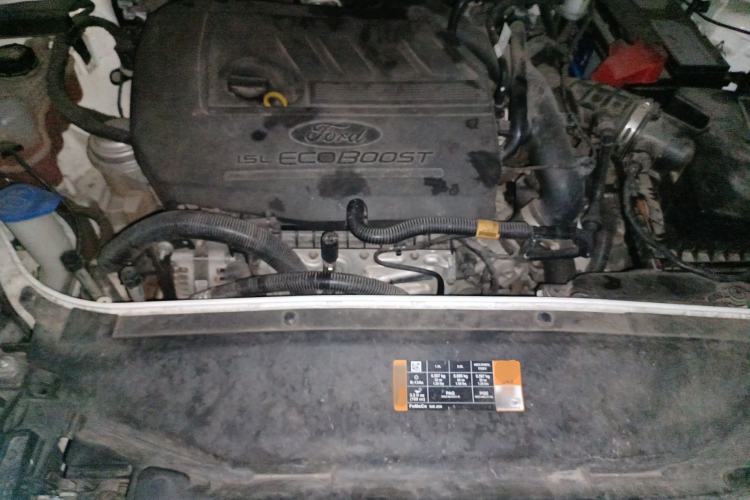 Used Ford Mondeo 2018 EcoBoost 180 Smart Control Fashion Model China V Standard Engine Bay
