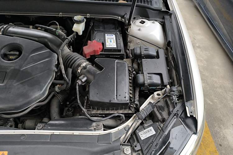 Used Ford Mondeo 2018 EcoBoost 200 Luxury Model Engine Bay Left