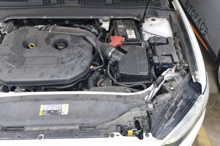 Used Ford Mondeo 2018 EcoBoost 200 Stylish Model Engine Bay Left