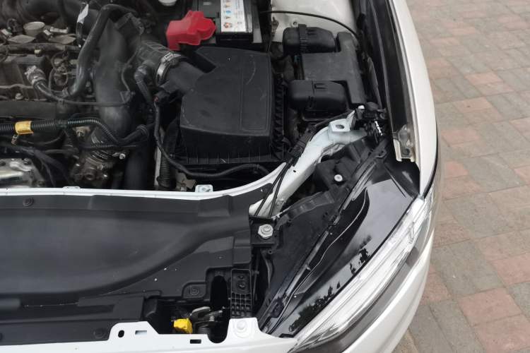 Used Ford Mondeo 2018 EcoBoost 180 Smart Control Fashion Model China V Standard Engine Bay Left