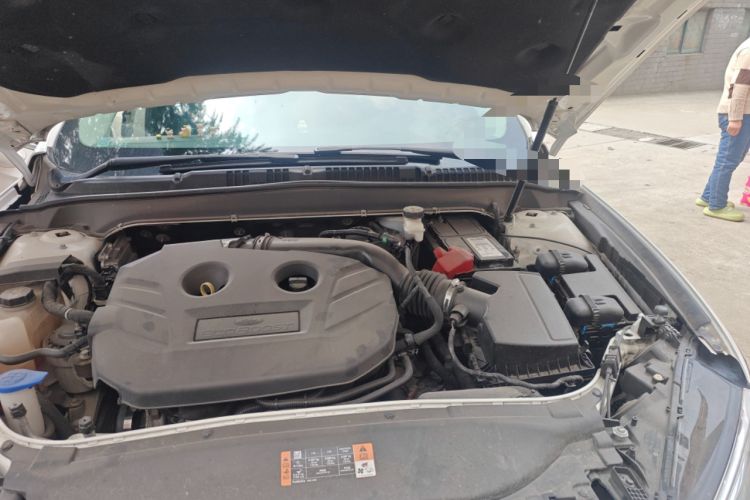 Used Ford Mondeo 2018 EcoBoost 200 Smart Control Fashion Model China VI Standard Engine Bay Left