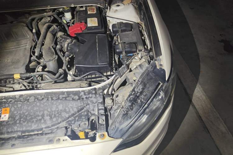 Used Ford Mondeo 2018 EcoBoost 180 Fashion Edition Engine Bay Left
