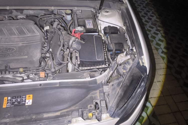 Used Ford Mondeo 2018 EcoBoost 180 Smart Control Fashion Model China V Standard Engine Bay Left