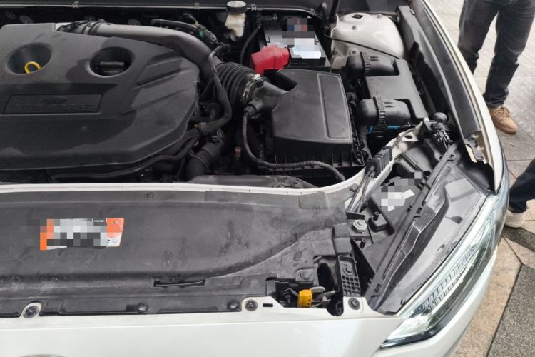 Used Ford Mondeo 2018 EcoBoost 200 Luxury Model Engine Bay Left