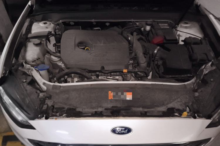 Used Ford Mondeo 2018 EcoBoost 180 Fashion Edition Engine Bay