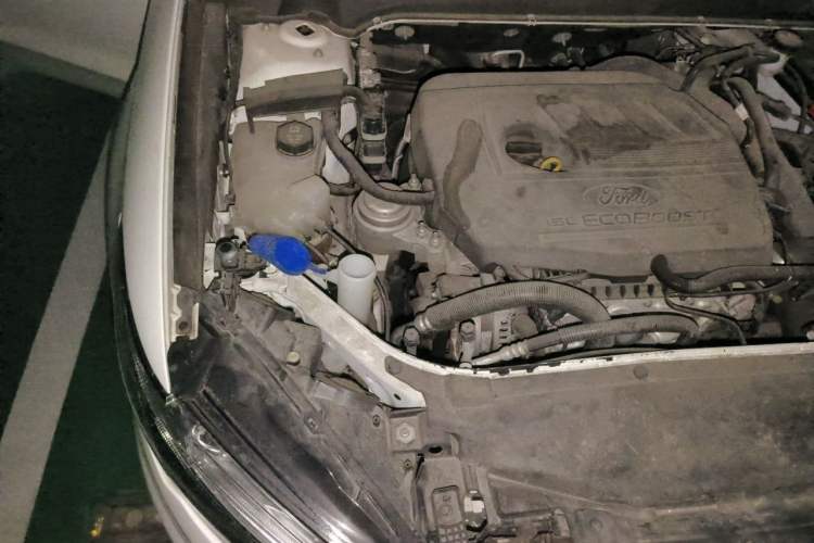 Used Ford Mondeo 2018 EcoBoost 180 Smart Control Fashion Model China V Standard Engine Bay Right