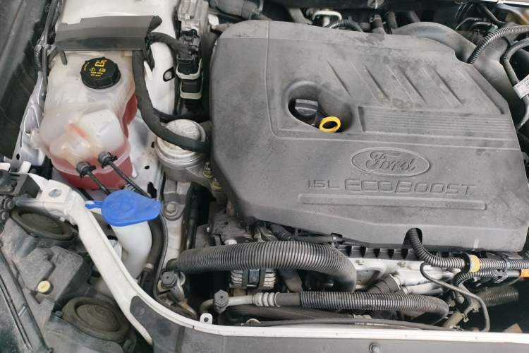 Used Ford Mondeo 2018 EcoBoost 180 Smart Control Fashion Model China VI Standard Engine Bay Right
