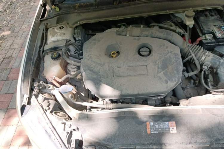 Used Ford Mondeo 2018 EcoBoost 200 Stylish Model Engine Bay Right