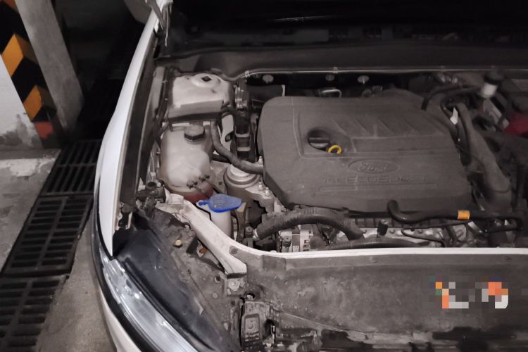 Used Ford Mondeo 2018 EcoBoost 180 Fashion Edition Engine Bay Right