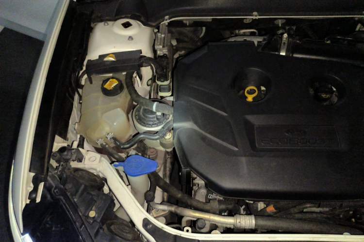 Used Ford Mondeo 2018 EcoBoost 200 Smart Control Fashion Model China V Standard Engine Bay Right