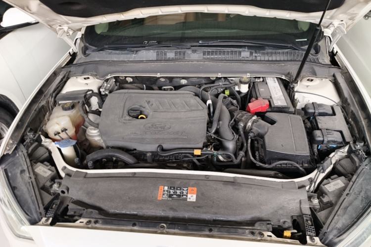 Used Ford Mondeo 2018 EcoBoost 180 Cognac Special Edition Engine Bay