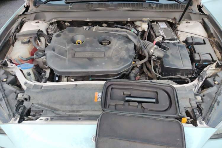 Used Ford Mondeo 2018 EcoBoost 200 Stylish Model Engine Bay