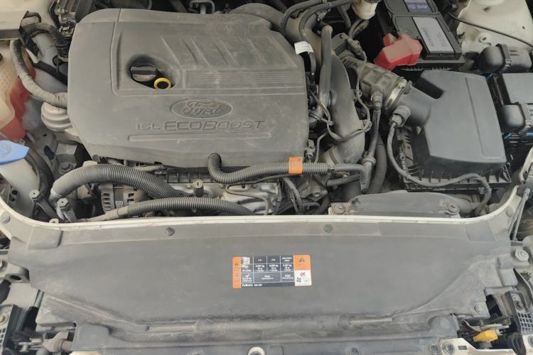 Used Ford Mondeo 2018 EcoBoost 180 Fashion Edition Engine Bay