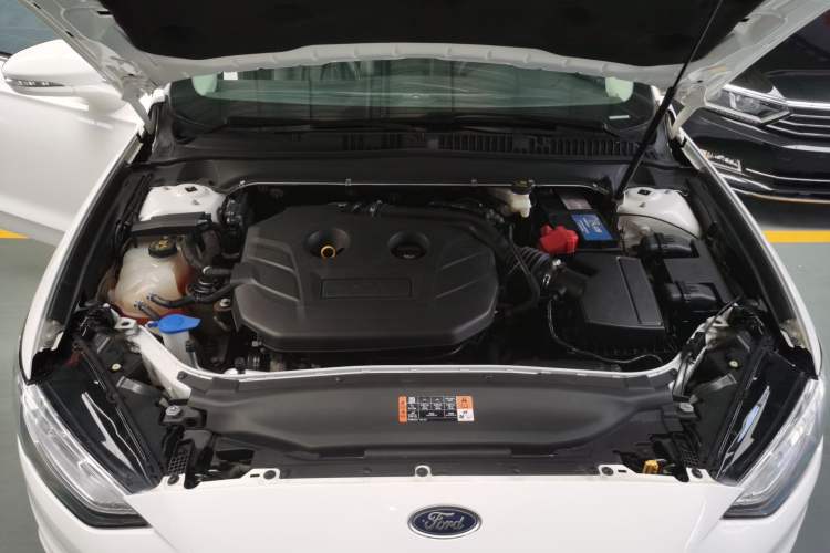 Used Ford Mondeo 2018 EcoBoost 200 Stylish Model Engine Bay