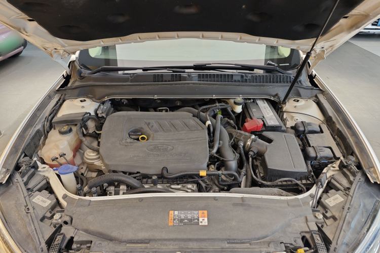 Used Ford Mondeo 2018 EcoBoost 180 Cognac Special Edition Engine Bay