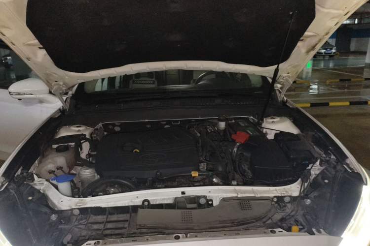 Used Ford Mondeo 2018 EcoBoost 180 Fashion Edition Engine Bay
