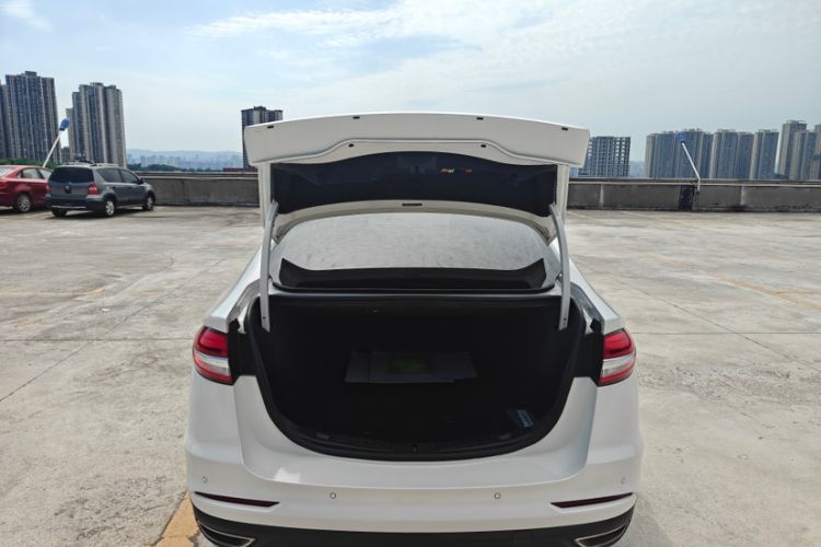 Used Ford Mondeo 2018 EcoBoost 200 Smart Control Fashion Model China VI Standard Exterior 1