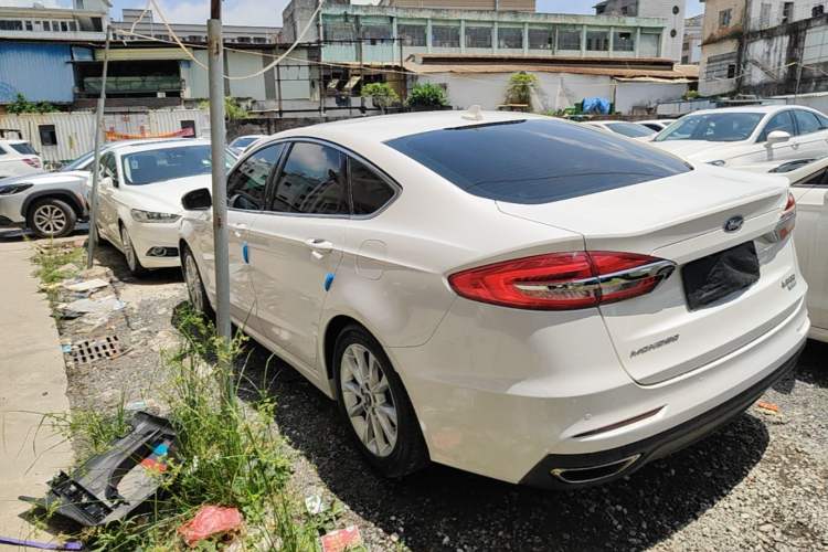 Used Ford Mondeo 2018 EcoBoost 180 Smart Control Fashion Model China V Standard Exterior 2