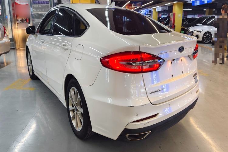 Used Ford Mondeo 2018 EcoBoost 180 Smart Control Fashion Model China V Standard Exterior 2