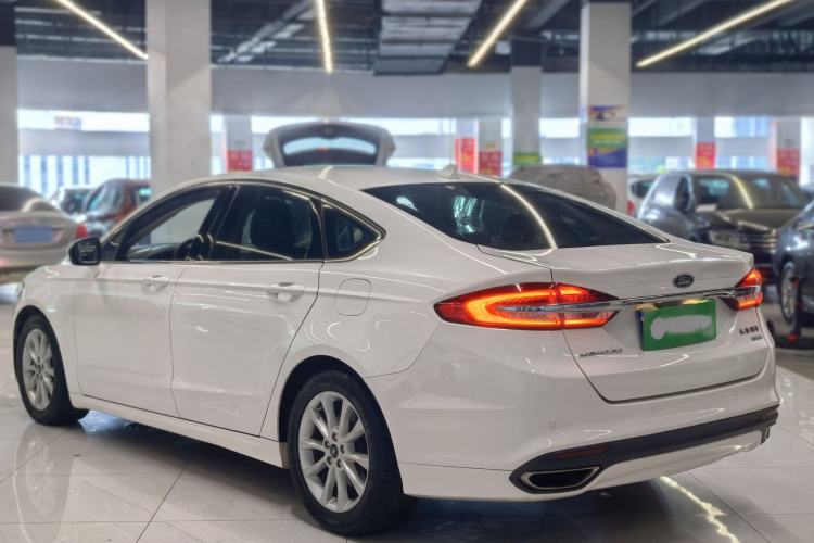 Used Ford Mondeo 2018 EcoBoost 180 Fashion Edition Exterior 3