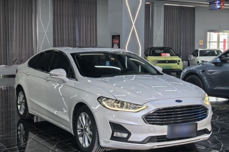 Used Ford Mondeo 2018 EcoBoost 180 Smart Control Fashion Model China V Standard Exterior 3