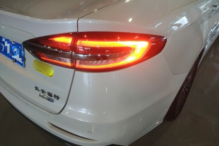 Used Ford Mondeo 2018 EcoBoost 180 SmartControl Luxury Model China V Standard Exterior 3