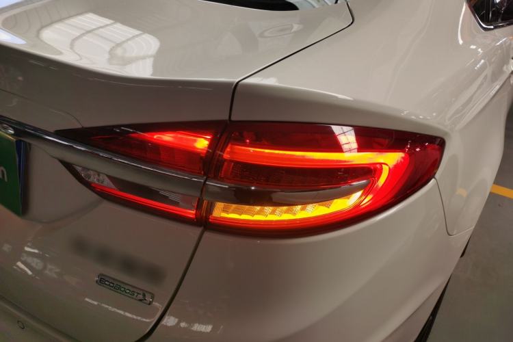 Used Ford Mondeo 2018 EcoBoost 200 Stylish Model Exterior 3