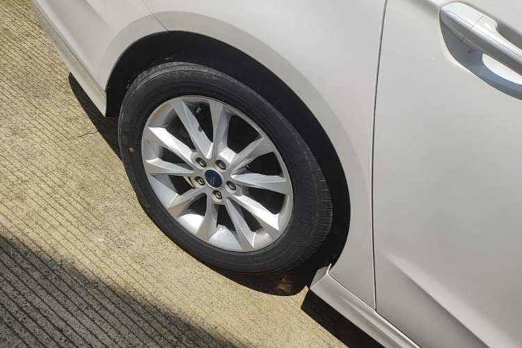Used Ford Mondeo 2018 EcoBoost 180 Fashion Edition Exterior 5