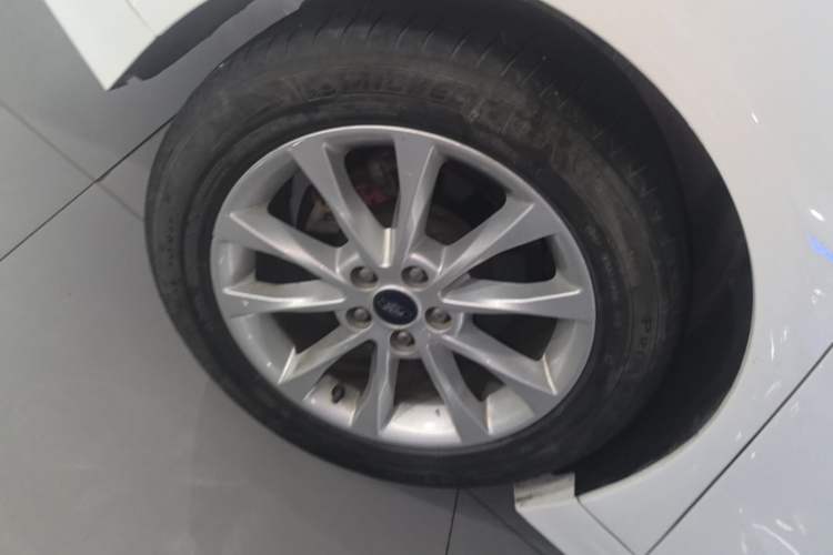 Used Ford Mondeo 2018 EcoBoost 200 Stylish Model Exterior 5