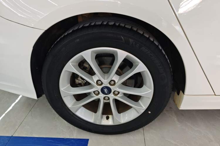 Used Ford Mondeo 2018 EcoBoost 180 Smart Control Fashion Model China VI Standard Exterior 8