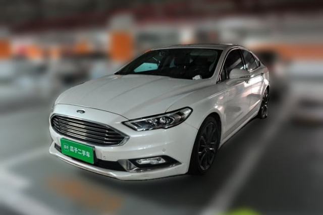 Ojetý Ford Mondeo 2018 EcoBoost 180 Cognac Special Edition