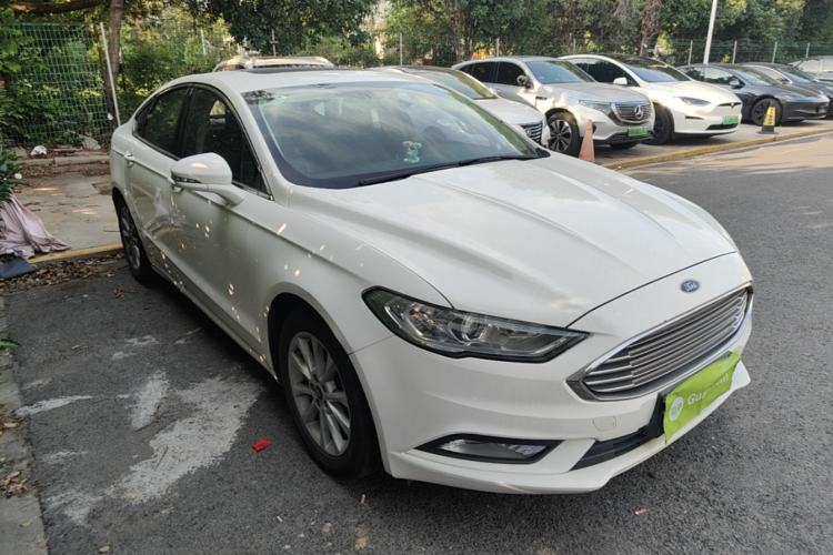 Used Ford Mondeo 2018 EcoBoost 180 Fashion Edition Front Right 45 Deg