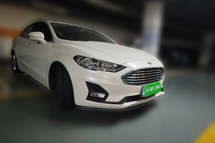 Used Ford Mondeo 2018 EcoBoost 180 Smart Control Fashion Model China V Standard Front Right 45 Deg
