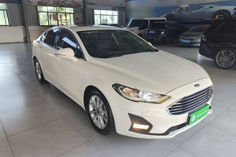 Used Ford Mondeo 2018 EcoBoost 180 Smart Control Fashion Model China V Standard Front Right 45 Deg