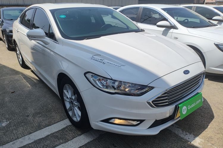 Used Ford Mondeo 2018 EcoBoost 180 Fashion Edition Front Right 45 Deg