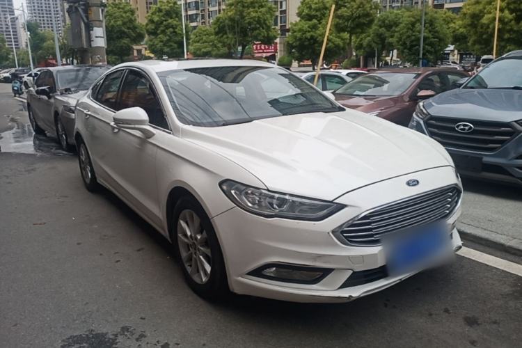 Used Ford Mondeo 2018 EcoBoost 180 Fashion Edition Front Right 45 Deg