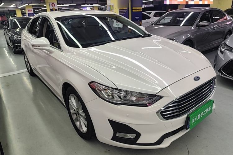 Used Ford Mondeo 2018 EcoBoost 200 Smart Control Fashion Model China VI Standard Front Right 45 Deg