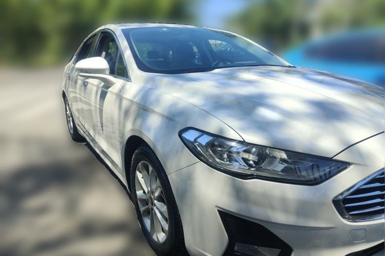 Used Ford Mondeo 2018 EcoBoost 180 Smart Control Fashion Model China V Standard Front Right 45 Deg