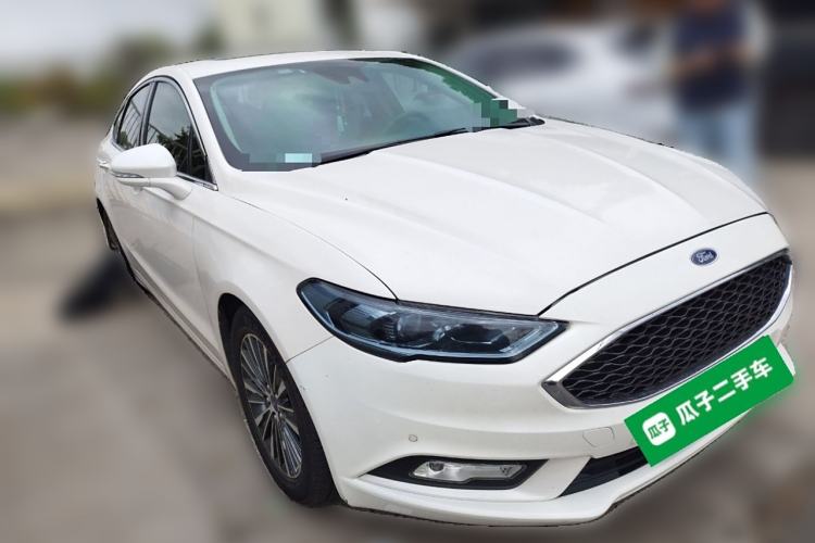 Used Ford Mondeo 2018 EcoBoost 200 Luxury Model Front Right 45 Deg