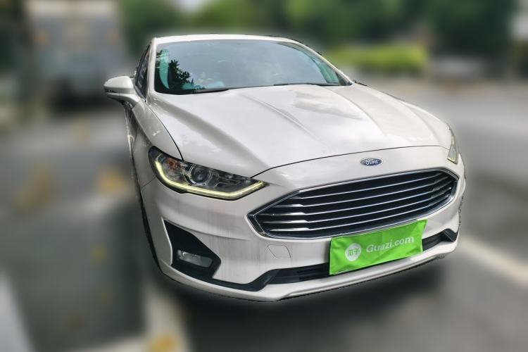 Used Ford Mondeo 2018 EcoBoost 180 Smart Control Fashion Model China VI Standard Front Right 45 Deg