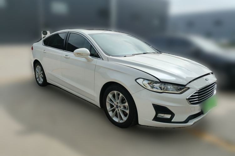 Used Ford Mondeo 2018 EcoBoost 200 Smart Control Fashion Model China V Standard Front Right 45 Deg