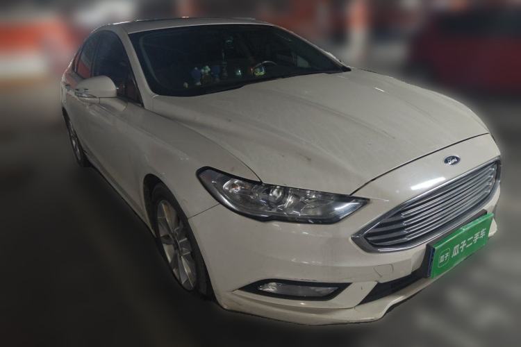 Used Ford Mondeo 2018 EcoBoost 180 Fashion Edition Front Right 45 Deg