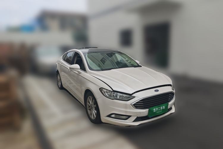 Used Ford Mondeo 2018 EcoBoost 200 Stylish Model Front Right 45 Deg