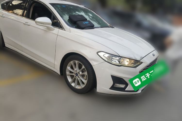 Used Ford Mondeo 2018 EcoBoost 180 Fashion Edition Front Right 45 Deg