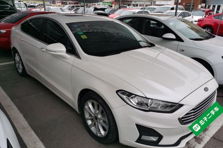 Used Ford Mondeo 2018 EcoBoost 180 Fashion Edition Front Right 45 Deg