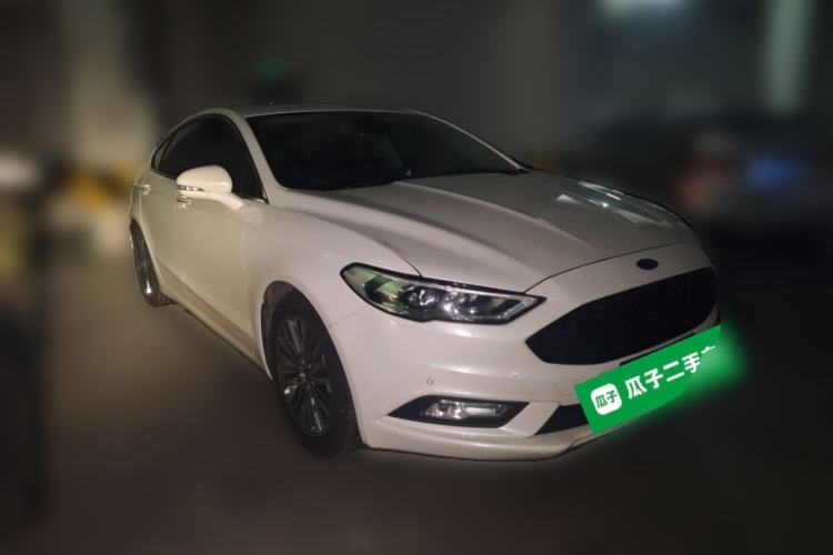 Used Ford Mondeo 2018 EcoBoost 200 Luxury Model Front Right 45 Deg