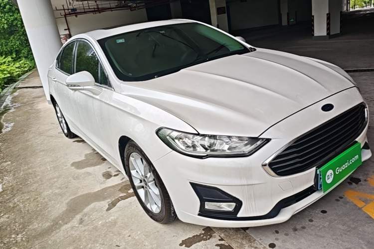 Used Ford Mondeo 2018 EcoBoost 180 Smart Control Fashion Model China V Standard Front Right 45 Deg