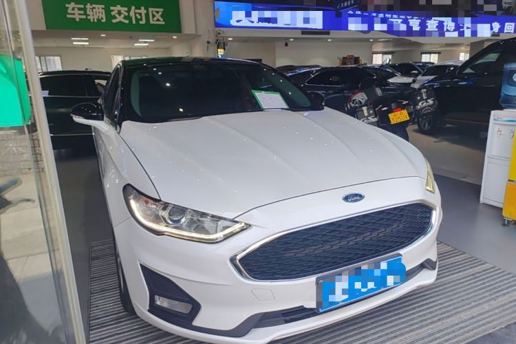 Used Ford Mondeo 2018 EcoBoost 200 Smart Control Fashion Model China VI Standard Front Right 45 Deg