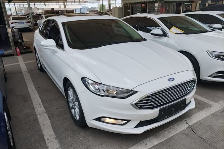 Used Ford Mondeo 2018 EcoBoost 180 Fashion Edition Front Right 45 Deg